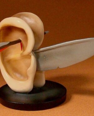 Oreilles avec Couteau