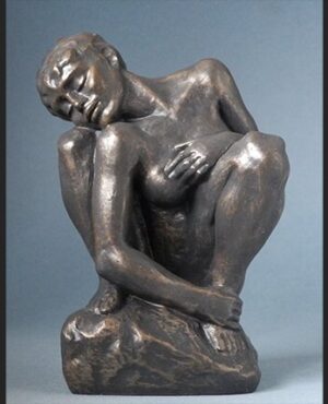 The crouching Woman